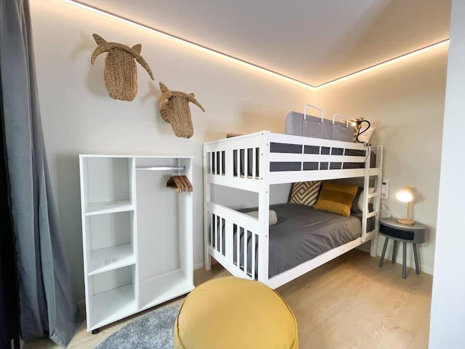 Atico Duplex De Lujo - Clasificacion 5 Estrellas - 8pax - A Pie Del Centro - 2 Parkings L By Bonesvacances