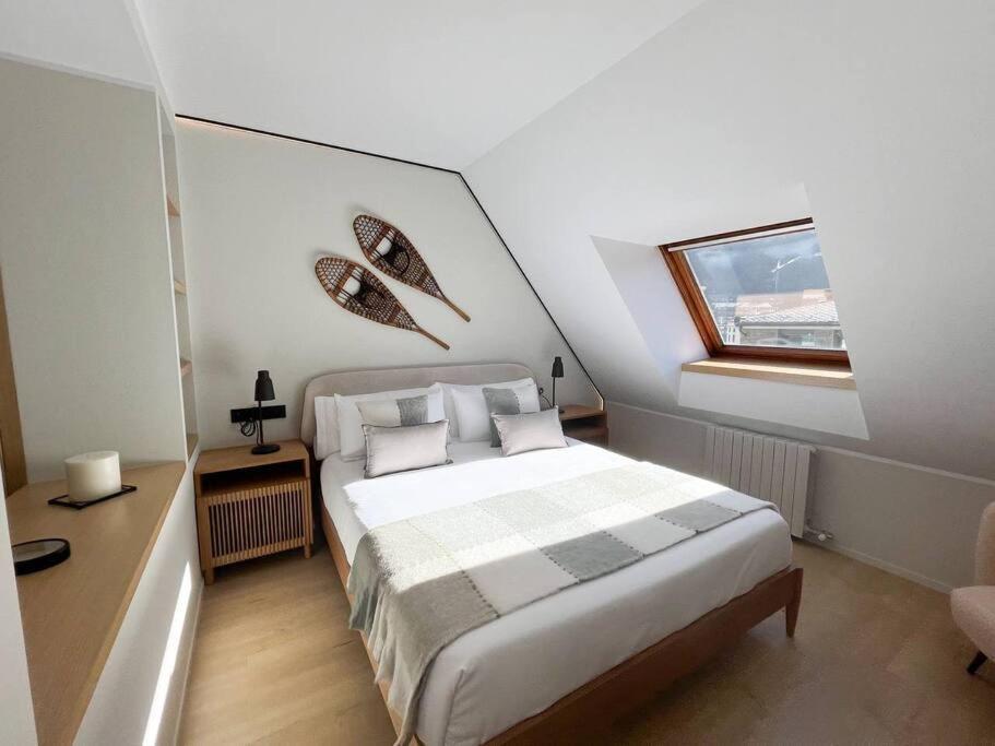 Atico Duplex De Lujo - Clasificacion 5 Estrellas - 8pax - A Pie Del Centro - 2 Parkings L By Bonesvacances Apartament *