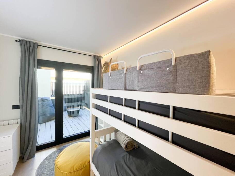 Apartament Atico Duplex De Lujo - Clasificacion 5 Estrellas - 8pax - A Pie Del Centro - 2 Parkings L By Bonesvacances Andorra la Vella